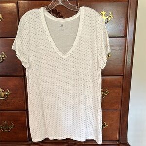 GAP Black Relaxed Short Sleeve Tee